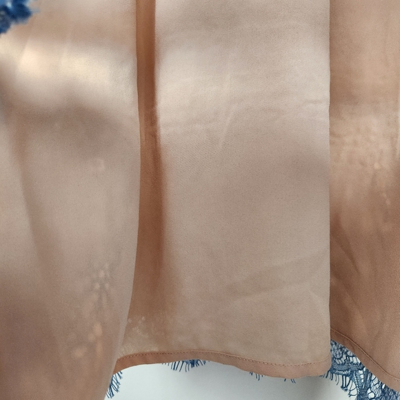 Foxiedox Blue White Floral Lace V Neck Open Back Mini Dress Sz S - Picture 6 of 11